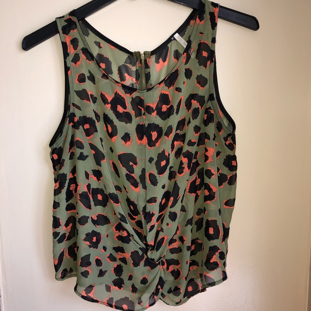 Toto Collection Top‎